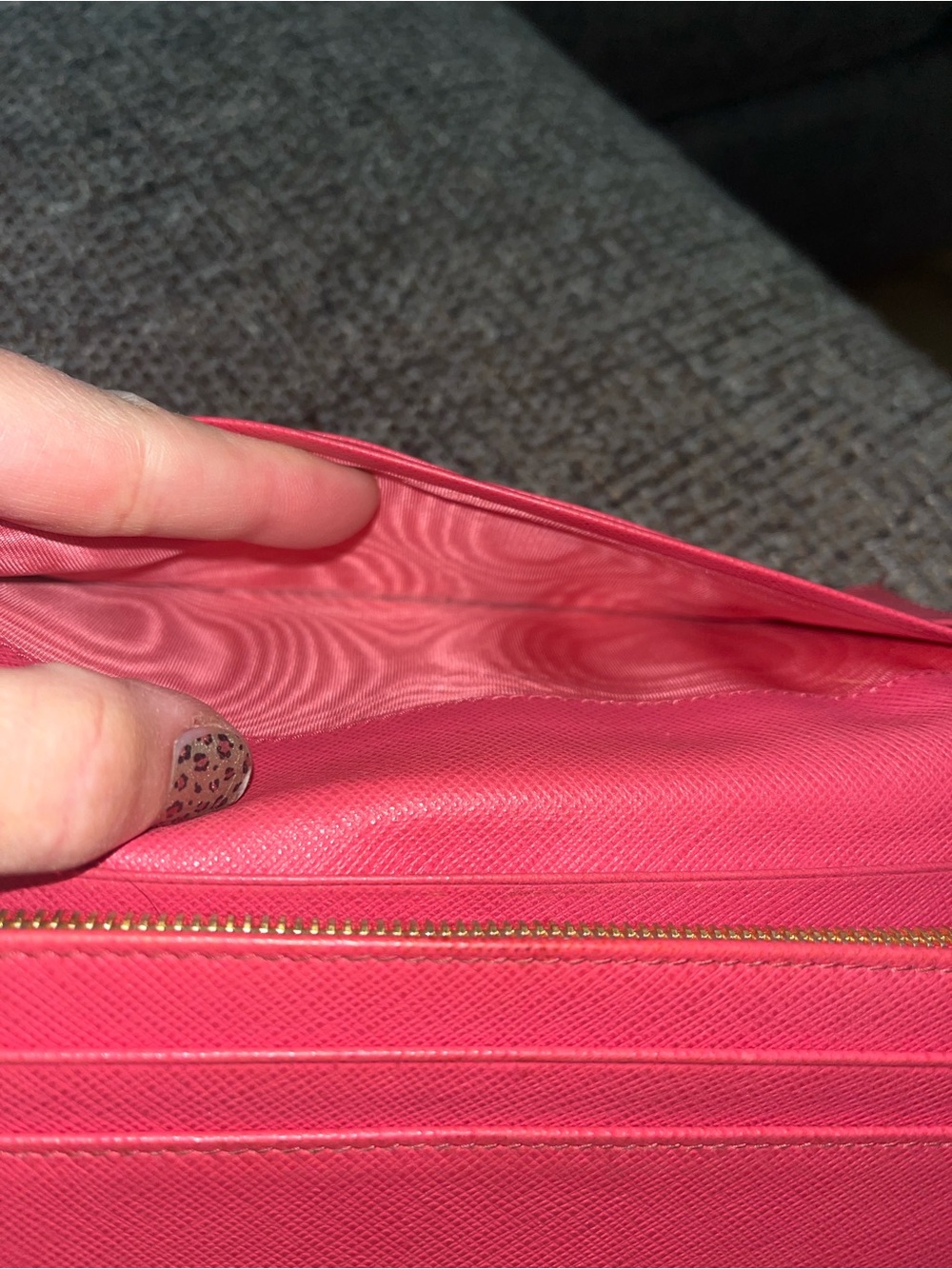 Prada Wallet In Pink Peony - Picture 4 of 10